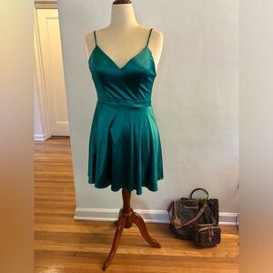 Green dress size 7